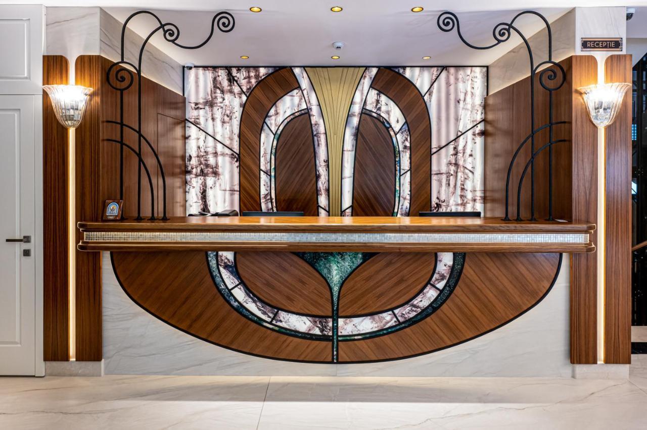 Hotel Carolin Calimanesti Luaran gambar